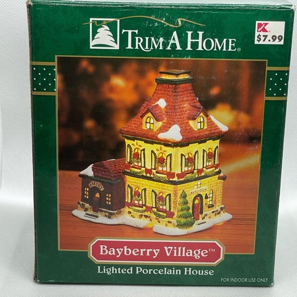 Christmas Village House Physician Office Bakery Collectible Porcelain (8B1) Vtg - Picture 1 of 9